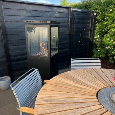 Muztag Murcia fritstående terrassevarmer | Biopejs-shop.dk Muztag Murcia terrassevarmer - Sort